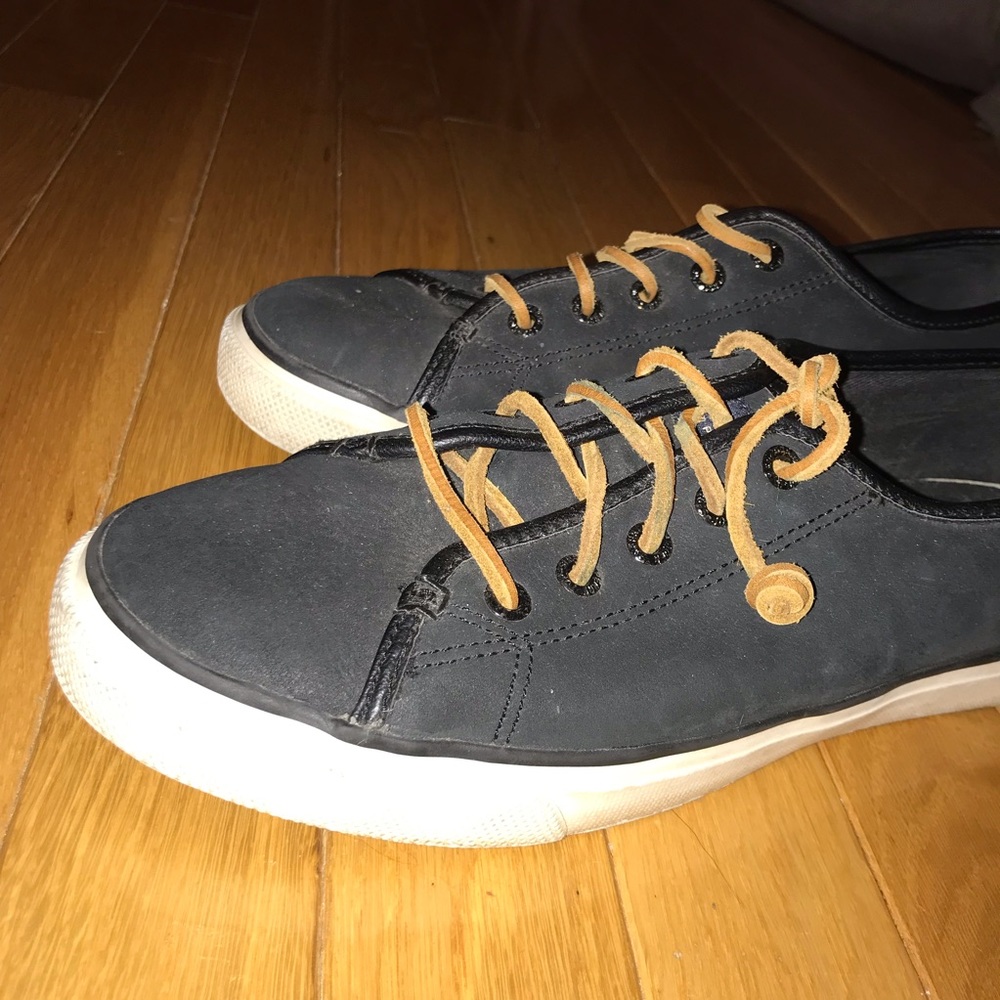 sperry top-sider black boat shoes